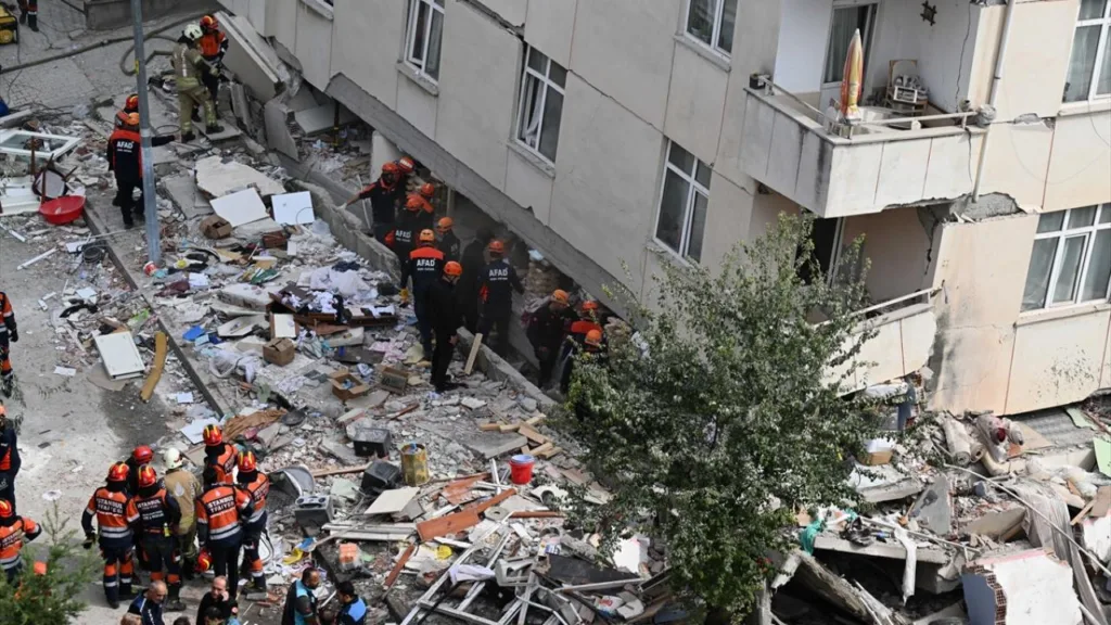 Maltepe’de Bina Çöktü: Soruşturmada 2 Kişi Gözaltına Alındı