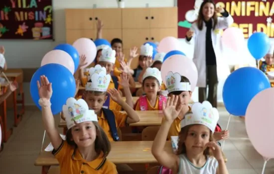 1 Eylül'de “Mini Mini Birler” Uyum Haftasıyla Okula Merhaba
