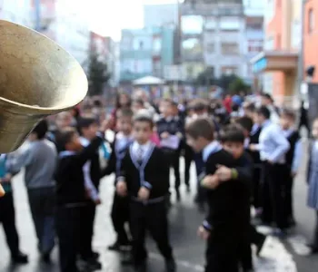 18 Milyon Öğrenci İçin Zil Çalıyor