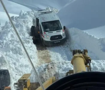 2 Metrelik Karda Zorlu Kurtarma