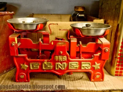 Fedakarlık yapmak ahlaksızlıktır.