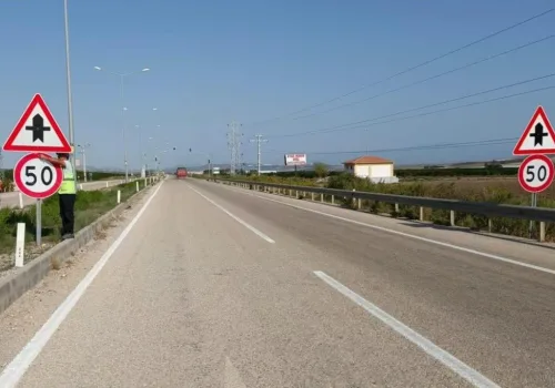 58 Bin Hız Tabelası Yollardan Söküldü