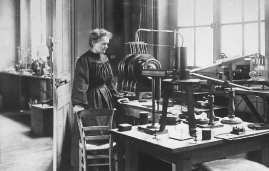 Radyoaktivitenin Kraliçesi: Marie Curie’nin Efsanevi Yolculuğu