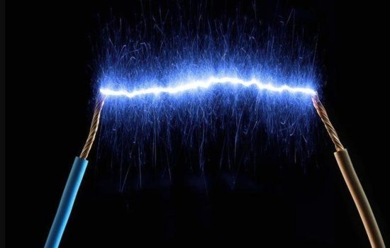 8.6 Kilometre Uzaklığa Kablosuz Enerji Gönderildi