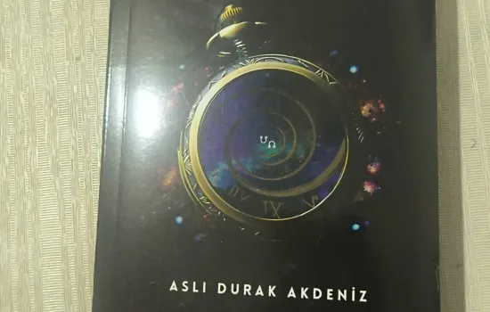 Yazar Aslı Durak Akdeniz