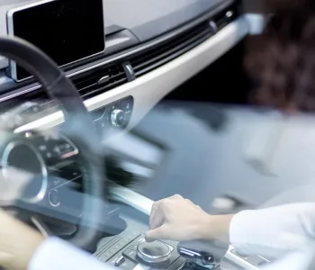 Araçlarda Ekran ve Ses Sistemi Yasağı