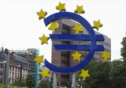 Avro Bölgesi’nde Düşük Faiz Kredileri Artırıyor