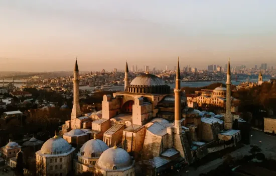 Ayasofya'da Kundaklama Girişimi