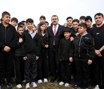 Bakan Tekin’den Okullara Yeni Güvenlik Paketi Müjdesi