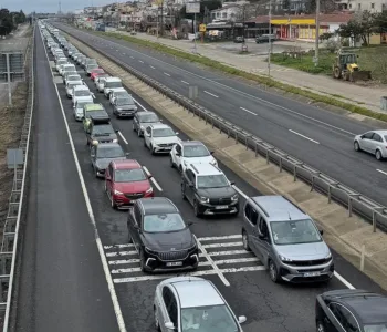 Bayram Dönüşü Trafik Alarmı