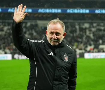 Beşiktaş'ta Sergen Yalçın Dönemi Resmen Sona Erdi