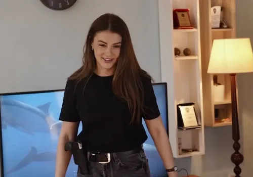 Burcu Özberk Silahı Kaptı: Sare Komiser Geliyor