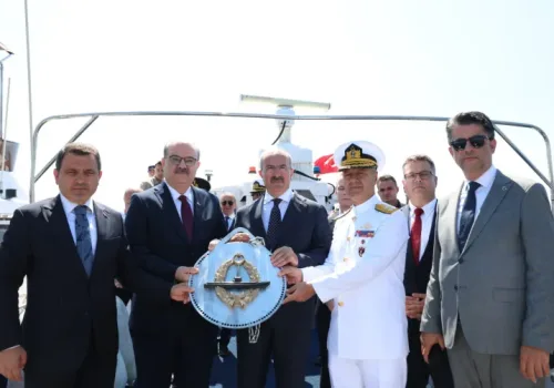 Çanakkale Boğazı’nda Dumlupınar Şehitlerine Saygı Dalışı