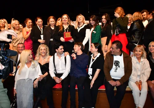 Cigdem-Tunc-Tiyatrosu