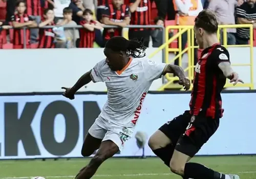 Çorum FK Alanyaspor'a Diş Geçiremedi