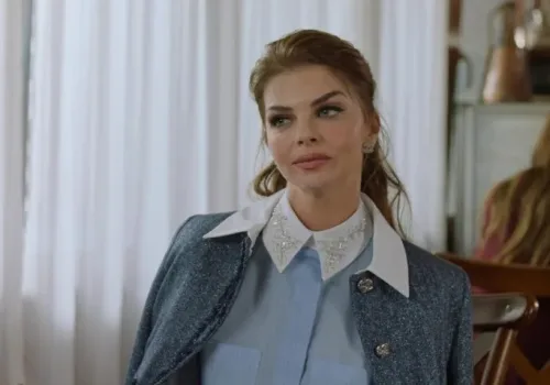 Dikey Dizi Düşes Geliyor