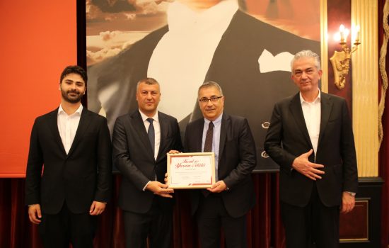 Ekonomiye Katkı Ödülü Alp Gülan’a takdim edildi