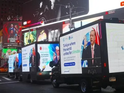 Erdoğan'ın Barış Mesajları New York Times Meydanı'nda