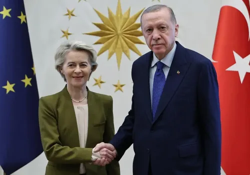 Erdoğan ve AB Komisyonu Başkanı Bölgesel Krizi Görüştü