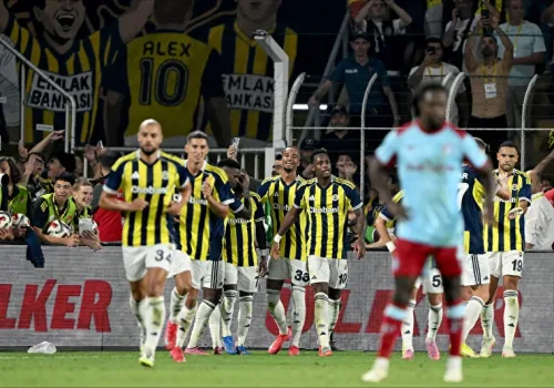 Fenerbahçe'den Feyenoord'a Gol Yağmuru: 5-2