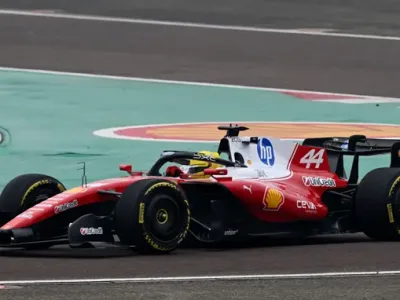 Ferrari Yeni Canavarını Tanıttı