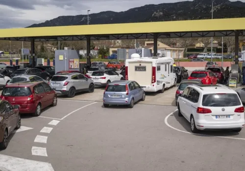 Fransa ve Portekiz'den İspanya'ya Ucuz Yakıt Kuyruğu