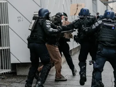 Fransa’da Sarı Yelekliler Eylemlerinde 1314 Gözaltı
