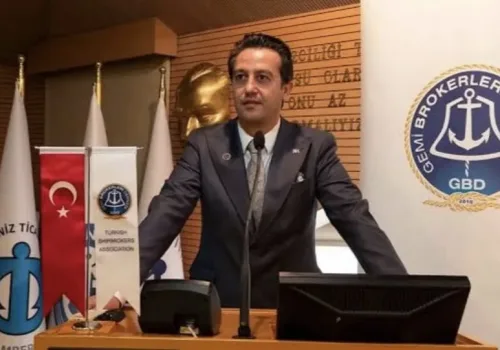 Gemi Brokerleri Derneği başkanı Onur Türkeş Büyük Kulüp.