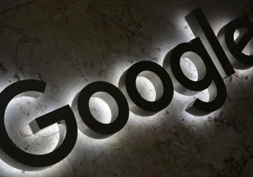 Güney Kore'den Google ve Apple'a 47,5 Milyon Dolar Ceza