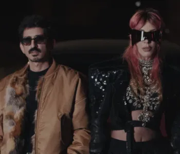 Hande Yener "180" Derece Dönmedi, Yine Zirveye Park Etti