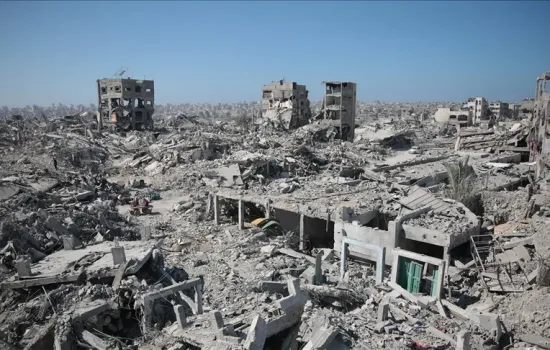 İhlallerle Gazze'de Kırılgan Ateşkes Bir Ayını Doldurdu