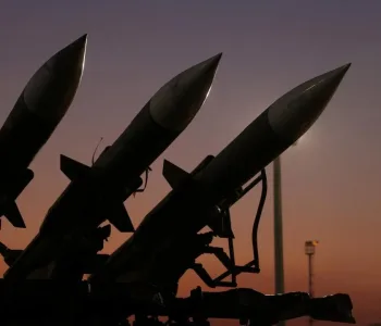 İran Hürmüz’de ABD Tankerini Vurdu