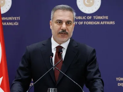 İran Kendi Sorunlarını Kendi Çözmeli