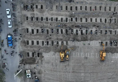 İsrail Saldırılarında 210 Çocuk Öldü