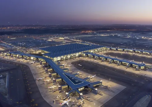 İstanbul Havalimanı terminalinin dışarıdan görünümü