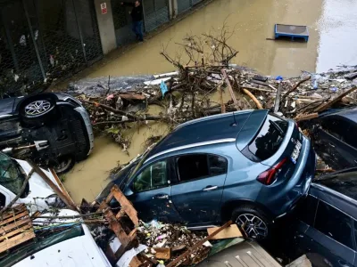 İstanbul'da Sel Sonrası Yıkım Ve Yardım Seferberliği