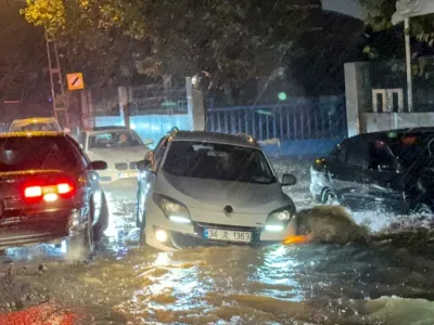 İstanbul'u Sağanak Vurdu