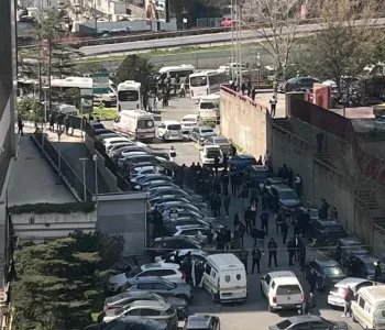 İstanbul'da Polise Saldırı
