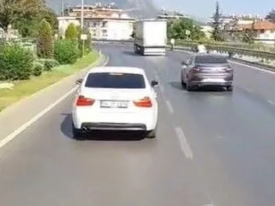 İtfaiyeye Yol Vermeyen Sürücü