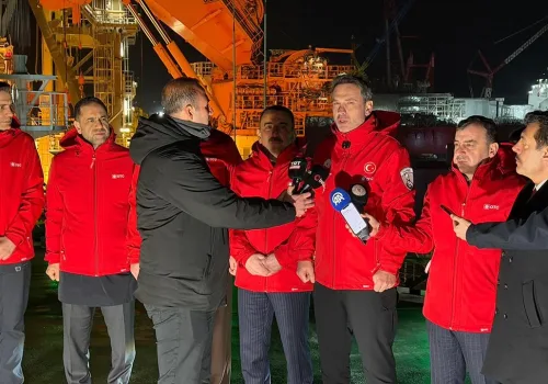 Karadeniz'de Enerji Hamlesi