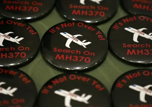 Kayıp Malezya Uçağı MH370 İçin Okyanusta Yeni Tarama