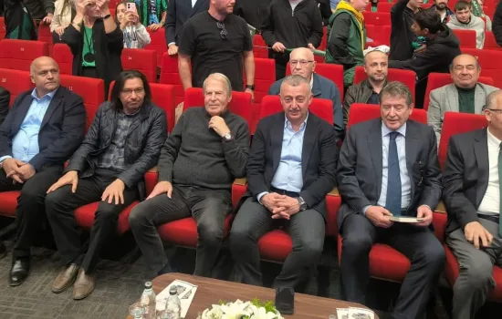 Kocaelispor- Mustafa Denizli,Erdoğan Arıkan ,Güvenç Kurtar,Serdar Dursun,Kaan Dobra, Hazım Özenir
