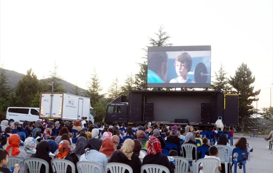 Konya’da “Sinema Günleri” Başlıyor: 101 Mahallede Açık Hava Sinema Keyfi