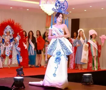 Mrs TAIWAN THE WINNER