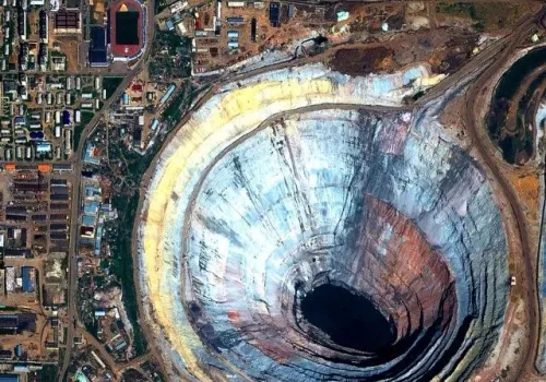 Maden Manzaralı Kasabası Mirny