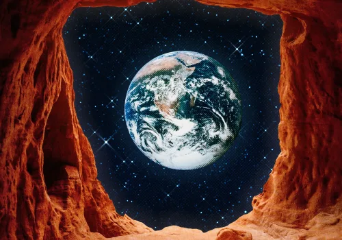 Mars ve Ay’daki Gizemli Mağaralar