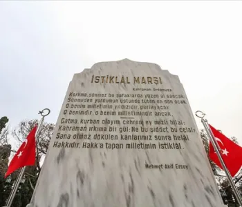 Mehmet Akif Ersoy ve İstiklal Marşı'nın Yazılış Hikayesi