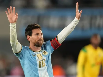 Messi’ye Arjantin Vedasına Tribünlerden Büyük Destek