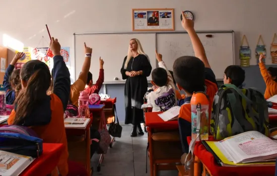 Milli Eğitim İlkokul Yaşını 72 Aya Çekmeyi Gündemine Aldı