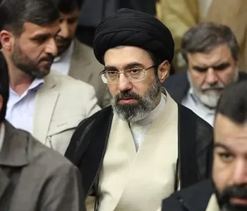 Mücteba Hamaney Dini Lider Seçildi